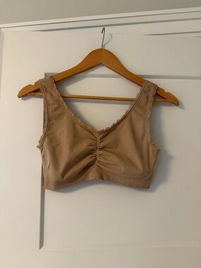 Gap Comfort Lace-Trim Wireless Bralette in Tan